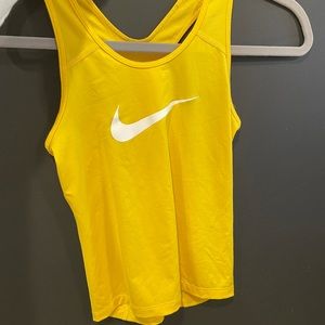 Girls Nike dry fit gym tank